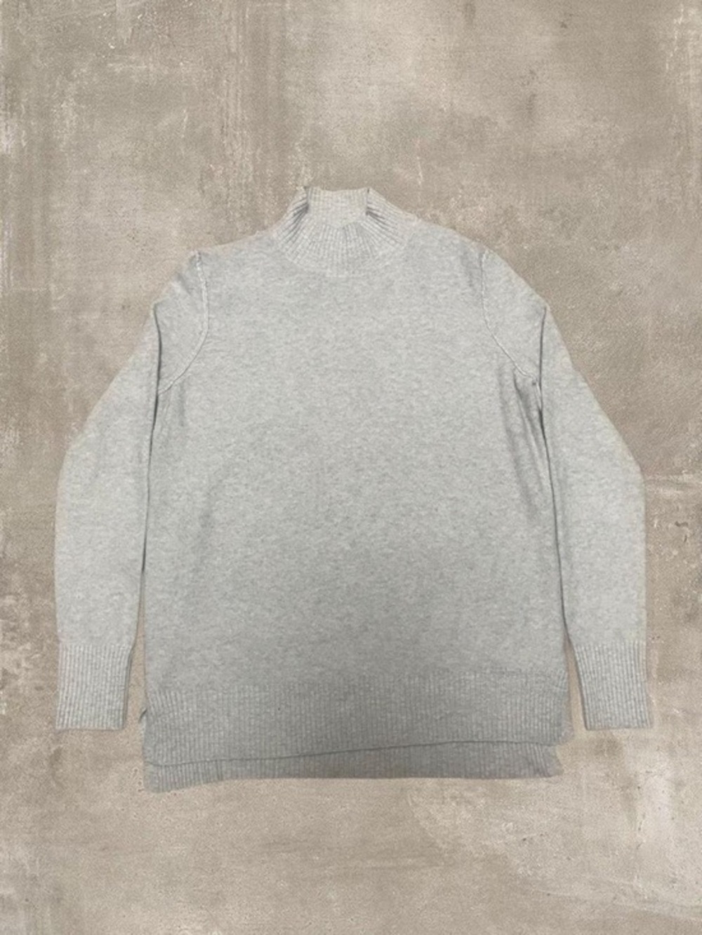 Calvin Klein Jeans Gray Mock Neck Sweater Size Medium Cozy Minimalist